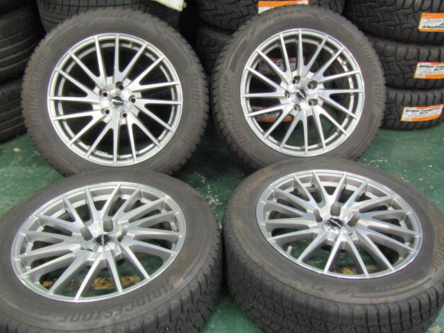 中古 225/60R18 タイヤ 2023年製 yokohama 滑べ advan 中古 225/60R18 タイヤ 2023年製 yokohama 滑べ advan