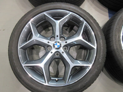 【車種】現行　Ｘ１　Ｆ４８　Ｘ２　Ｆ３９ 【ホイール】ＢＭＷ　現行　Ｆ４８　Ｘ１ 純正　Yスポーク569【タイヤ】ピレリ　WINTER ICE ZERO ASIMMETRICO　 （横浜青葉店）