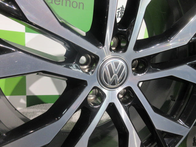 ★ お買い得品★【ホイール】VW フォルクスワーゲン ゴルフ７ＧＴＩ　パフォーマンス純正【タイヤ】ハンコック　Ventus S1 evo3 K127　（横浜青葉店）