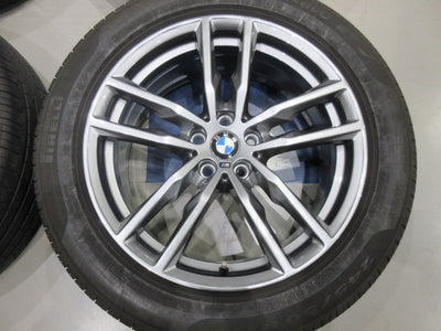 【車種】BMW X3 X4 G01 G02 【ホイール】BMW G01　純正　Mスポーツ　ダブルスポーク６８９M【タイヤ】ピレリ　WINTER ICE ASIMMETRICO PLUS r-f　 （横浜青葉店）