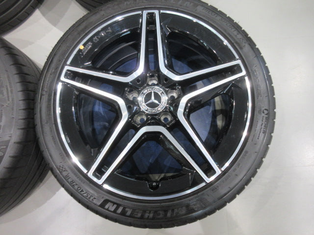 ★現行車★【ホイール】メルセデス ベンツ W177　A35 AMG 純正 【タイヤ】ミシュラン　パイロットスポーツ4（2019年製）　（横浜青葉店）