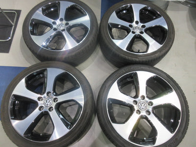 ★ お買い得品★【ホイール】VW フォルクスワーゲン ゴルフ 7 純正【タイヤ】ハンコック　ベンタス12エボ　Ｋ120　（2020年製）（横浜青葉店）