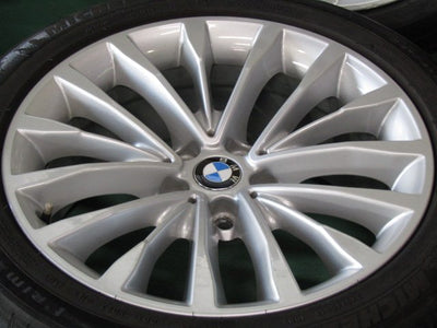 1台限定価格・5シリーズ・G30・G31・6シリーズ・G32【ホイール】BMW　G30　5シリーズ純正　ダブルスポークスタイリング632【タイヤ】ピレリ　アイスゼロアシンメトリコ（保土ヶ谷本店）