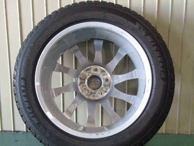 溝ありミシュラン付き・アウディ・A4・A4アバント【ホイール】アウディ　8W系　A4純正　10スポークデザイン【タイヤ】ミシュラン　Xアイススノー（保土ヶ谷本店）