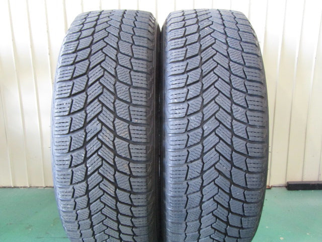 溝ありミシュラン付き・アウディ・A4・A4アバント【ホイール】アウディ　8W系　A4純正　10スポークデザイン【タイヤ】ミシュラン　Xアイススノー（保土ヶ谷本店）