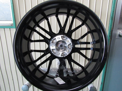 1台限定価格・Eクラス・W213・W214・GLAクラス・H247・GLBクラス・X247・Aクラス・W177・C238・Cクラス・W206【ホイール】ロルフハルトゲ　X10RSF　ブラックエディション　未使用品【タイヤ】弊社指定輸入タイヤ（保土ヶ谷本店）