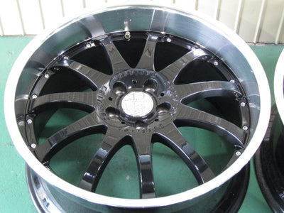 生産終了品の深リム・レクサス・LS460【ホイール】カールソン　1/11RS　ブラックエディション【タイヤ】NITTO（ニットー）INVO（インヴォ）（保土ヶ谷本店）