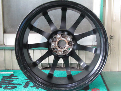 生産終了品の深リム・レクサス・LS460【ホイール】カールソン　1/11RS　ブラックエディション【タイヤ】NITTO（ニットー）INVO（インヴォ）（保土ヶ谷本店）