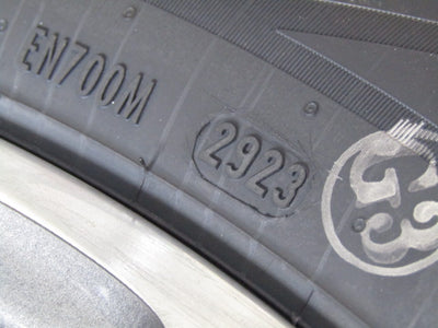 1台限定冬セット・Eクラス・W213・S213【ホイール】メルセデスベンツ　W213　Eクラス　E200純正【タイヤ】ピレリ　アイスゼロアシンメトリコ（保土ヶ谷本店）