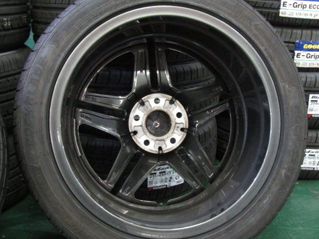 現品特価・Aクラス・W177・Bクラス・W247・CLAクラス・C118【ホイール】メルセデスベンツ　W177　Aクラス純正　AMG5スポーク【タイヤ】フロント：ZEETEX（ジーテックス）HP2000vfm　リア：RockBrade（ロックブレード）Rock525（港北店）