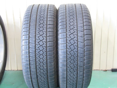 ガリキズ無しの美品・アウディ・A4・A4アバント【ホイール】アウディ　8W系　A4純正　5ダブルスポークデザイン【タイヤ】ピレリ　アイスゼロアシンメトリコ（保土ヶ谷本店）