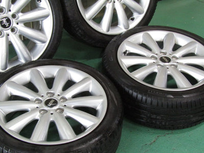 人気の純正品・MINI・クーパーS・ミニワン・カブリオ・F55・F56・F57【ホイール】MINI　F55/F56　クーパー純正　コスモススポーク499【タイヤ】コンチネンタル　エクストリームコンタクトDWS06Plus（保土ヶ谷本店）