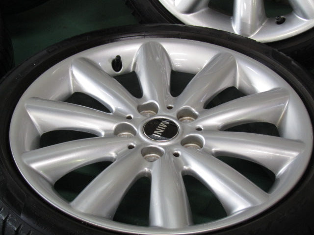 人気の純正品・MINI・クーパーS・ミニワン・カブリオ・F55・F56・F57【ホイール】MINI　F55/F56　クーパー純正　コスモススポーク499【タイヤ】コンチネンタル　エクストリームコンタクトDWS06Plus（保土ヶ谷本店）