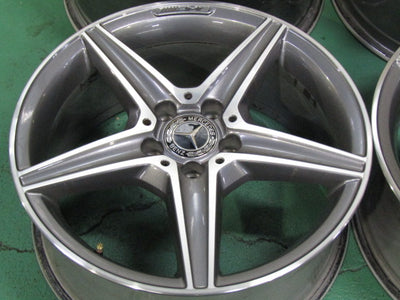 グレードアップ・メルセデスベンツ・Cクラス・W205【ホイール】メルセデスベンツ　W205　Cクラス前期純正　AMG5スポーク【タイヤ】ハンコック　ベンタスS1Evo3（保土ヶ谷本店）