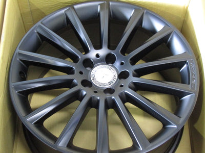 マットブラック・Cクラス・W205・S205【ホイール】メルセデスベンツ　W205　Cクラス純正　AMGマルチスポーク【タイヤ】コンチネンタル　エクストリームコンタクトDWS06Plus（保土ヶ谷本店）