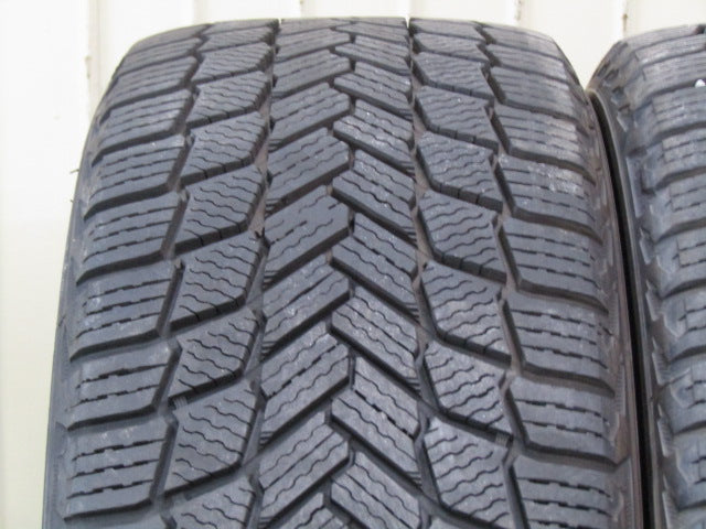 お買い得価格で冬準備・Cクラス・W205・W206・S206・S205【ホイール】メルセデスベンツ　W206　Cクラス　ウインター純正【タイヤ】ミシュラン　Xアイススノー（保土ヶ谷本店）