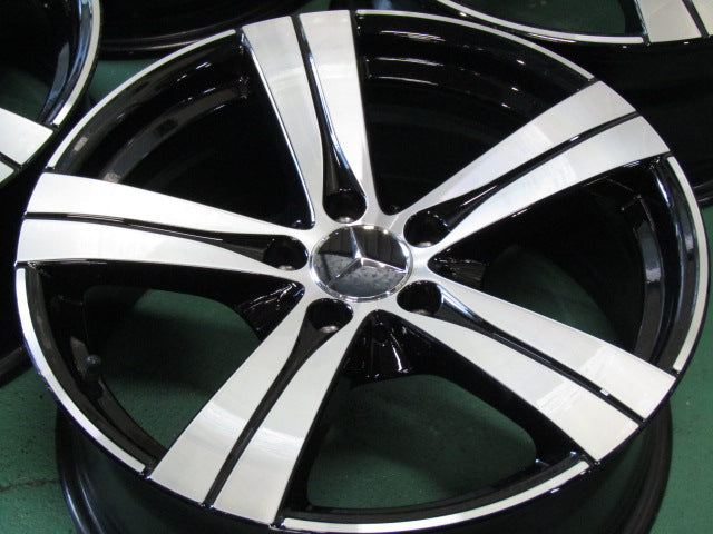 お買い得価格で冬準備・Cクラス・W205・W206・S206・S205【ホイール】メルセデスベンツ　W206　Cクラス　ウインター純正【タイヤ】ピレリ　ウインターアイスアシンメトリコPlusランフラット（保土ヶ谷本店）