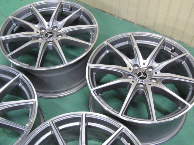 冬の準備に・Eクラス・W213・S213【ホイール】メルセデスベンツ　W213　Eクラス　AMGライン　エクスクルーシブパッケージ純正【タイヤ】ピレリ　アイスゼロアシンメトリコ（保土ヶ谷本店）