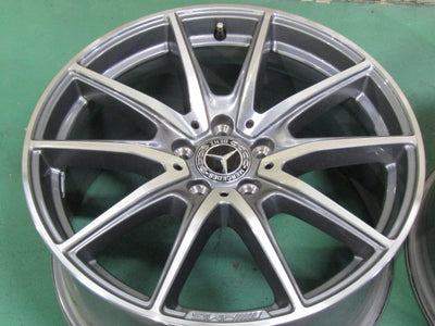 冬の準備に・Eクラス・W213・S213【ホイール】メルセデスベンツ　W213　Eクラス　AMGライン　エクスクルーシブパッケージ純正【タイヤ】ピレリ　アイスゼロアシンメトリコ（保土ヶ谷本店）