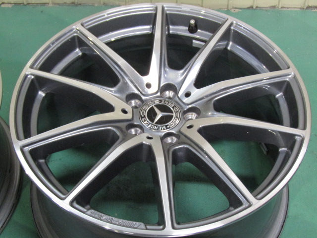 冬の準備に・Eクラス・W213・S213【ホイール】メルセデスベンツ　W213　Eクラス　AMGライン　エクスクルーシブパッケージ純正【タイヤ】ピレリ　アイスゼロアシンメトリコ（保土ヶ谷本店）