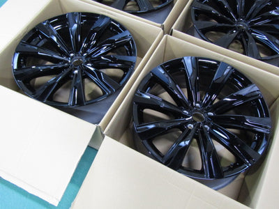 新車外し品・クラウンスポーツ・クラウンエステート【ホイール】トヨタ　AZSH36W系　クラウン　スポーツZ純正　ホイールのみ【タイヤ】無し（保土ヶ谷本店）