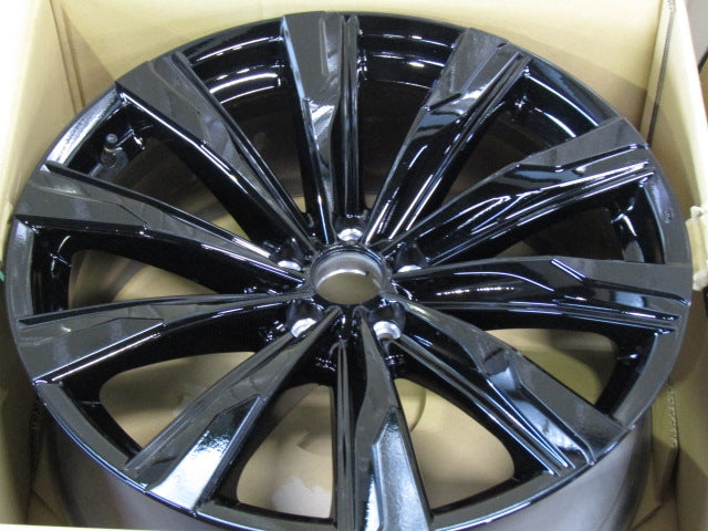 新車外し品・クラウンスポーツ・クラウンエステート【ホイール】トヨタ　AZSH36W系　クラウン　スポーツZ純正　ホイールのみ【タイヤ】無し（保土ヶ谷本店）