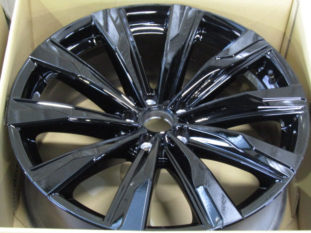 新車外し品・クラウンスポーツ・クラウンエステート【ホイール】トヨタ　AZSH36W系　クラウン　スポーツZ純正　ホイールのみ【タイヤ】無し（保土ヶ谷本店）