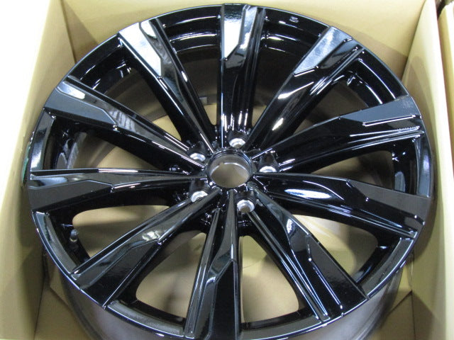 新車外し品・クラウンスポーツ・クラウンエステート【ホイール】トヨタ　AZSH36W系　クラウン　スポーツZ純正　ホイールのみ【タイヤ】無し（保土ヶ谷本店）
