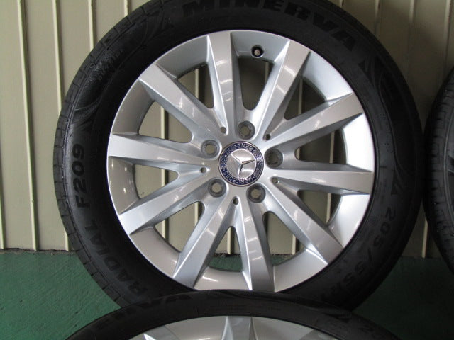 ▲冬物発送限定品▼・Bクラス・W246・Aクラス・W176【ホイール】メルセデスベンツ　W246　Bクラス　B180純正【タイヤ】ピレリ　アイスゼロアシンメトリコ（保土ヶ谷本店）