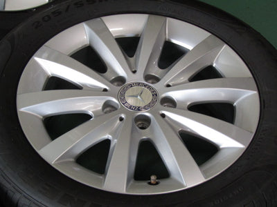 ▲冬物発送限定品▼・Bクラス・W246・Aクラス・W176【ホイール】メルセデスベンツ　W246　Bクラス　B180純正【タイヤ】ピレリ　アイスゼロアシンメトリコ（保土ヶ谷本店）