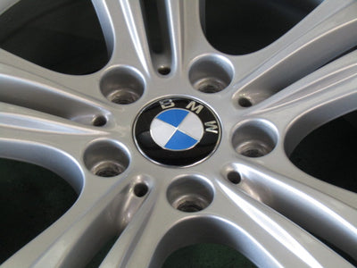 美品で冬準備・3シリーズ・F30・F31・4シリーズ・F32・F36【ホイール】BMW　F30　3シリーズ純正　ダブルスポークスタイリング392【タイヤ】ピレリ　アイスゼロアシンメトリコ（保土ヶ谷本店）