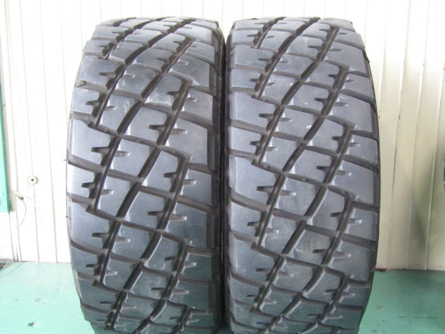 ガリキズ無しの美品・Gクラス・W463・G63AMG【ホイール】メルセデスベンツ　W463　Gクラス　G63AMG純正【タイヤ】General（ゼネラル）GRABBER（グラバー）（保土ヶ谷本店）