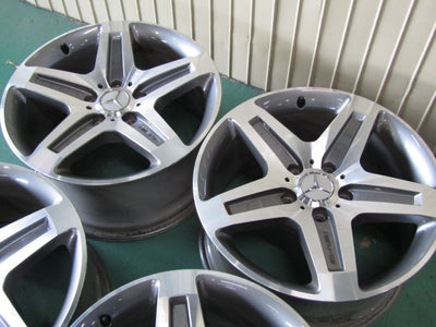 冬の準備に・Gクラス・W463・ゲレンデ【ホイール】メルセデスベンツ　W463　Gクラス　G550純正　AMG5スポーク【タイヤ】ヨコハマ　アイスガードG075SUV（保土ヶ谷本店）