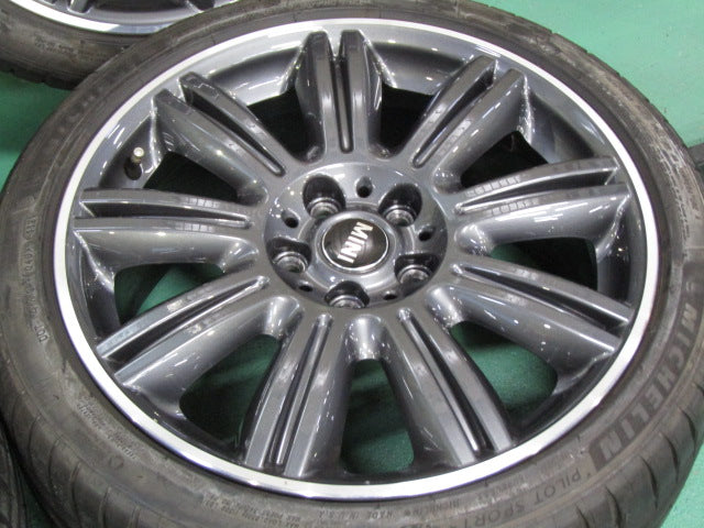 希少で美品・MINI・クラブマン・F54【ホイール】MINI　F54　クラブマン純正　Yoursマスターピース524【タイヤ】ミシュラン　パイロットスポーツ4S（保土ヶ谷本店）