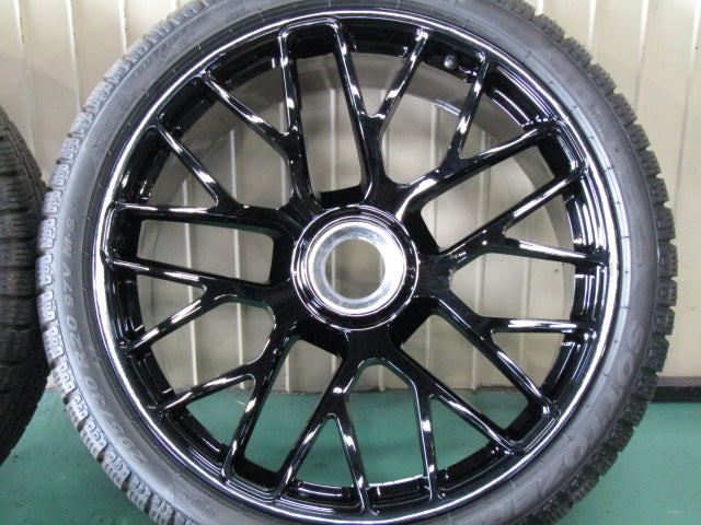 希少純正品・ポルシェ・911・991・ターボS【ホイール】ポルシェ　911系　991型　ターボS純正　Forged【タイヤ】ピレリ　ウインター240Serie2　ソットゼロ　ポルシェ承認タイヤ（保土ヶ谷本店）