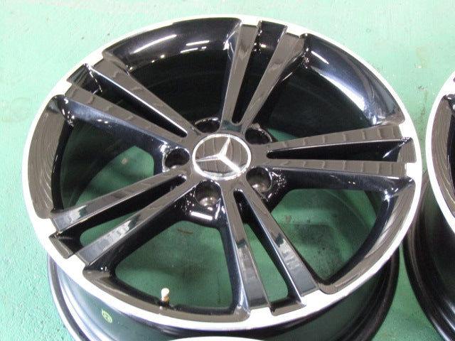 渋いブラックの冬セット・Aクラス・W177・Bクラス・W247・CLAクラス・C118・X118【ホイール】メルセデスベンツ　W177　Aクラス　オプション純正【タイヤ】ピレリ　アイスゼロアシンメトリコ（保土ヶ谷本店）