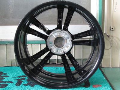 渋いブラックの冬セット・Aクラス・W177・Bクラス・W247・CLAクラス・C118・X118【ホイール】メルセデスベンツ　W177　Aクラス　オプション純正【タイヤ】ピレリ　アイスゼロアシンメトリコ（保土ヶ谷本店）