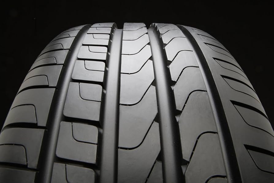 ピレリ チンチュラートp7 ランフラット．195/55R16.20年製．9分山 