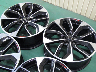 超希少美品・アウディ・A3・S3・スポーツバック【ホイール】アウディ　8Y系　A3　オプション純正　5ツインスポークエッジデザイン【タイヤ】コンチネンタル　エクストリームコンタクトDWS06Plus（保土ヶ谷本店）