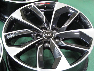 超希少美品・アウディ・A3・S3・スポーツバック【ホイール】アウディ　8Y系　A3　オプション純正　5ツインスポークエッジデザイン【タイヤ】コンチネンタル　エクストリームコンタクトDWS06Plus（保土ヶ谷本店）