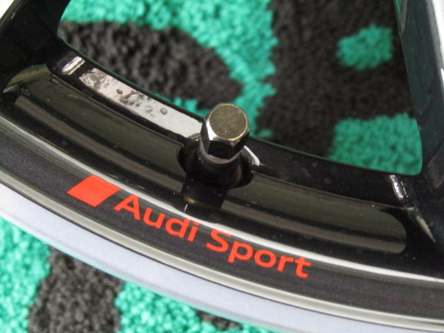 超希少美品・アウディ・A3・S3・スポーツバック【ホイール】アウディ　8Y系　A3　オプション純正　5ツインスポークエッジデザイン【タイヤ】コンチネンタル　エクストリームコンタクトDWS06Plus（保土ヶ谷本店）