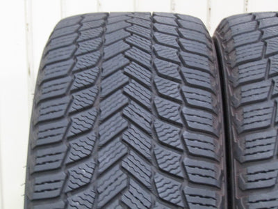 美品で溝ありの冬セット・アウディ・A4・A4アバント【ホイール】アウディ　8W系　A4純正　10アームグラビスデザイン【タイヤ】ミシュラン　Xアイススノー（保土ヶ谷本店）