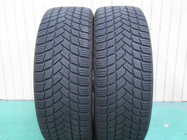 美品で溝ありの冬セット・アウディ・A4・A4アバント【ホイール】アウディ　8W系　A4純正　10アームグラビスデザイン【タイヤ】ミシュラン　Xアイススノー（保土ヶ谷本店）