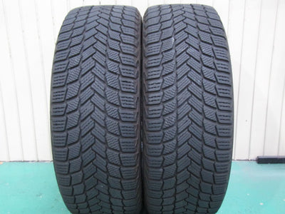 美品で溝ありの冬セット・アウディ・A4・A4アバント【ホイール】アウディ　8W系　A4純正　10アームグラビスデザイン【タイヤ】ミシュラン　Xアイススノー（保土ヶ谷本店）