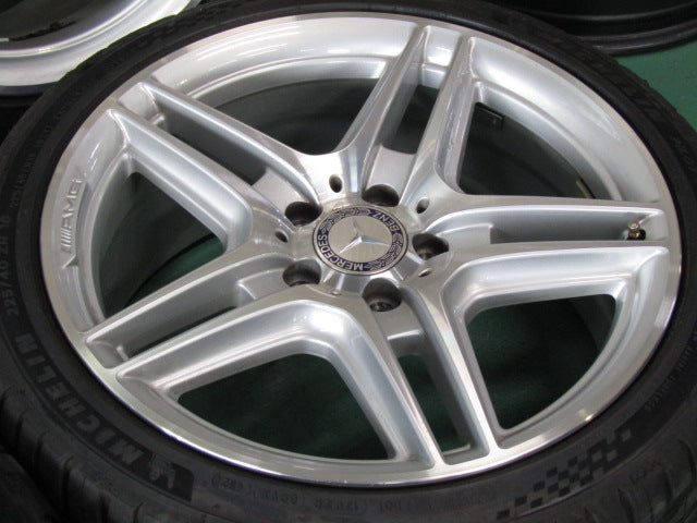▲発送限定品▼・Cクラス・W204・S204【ホイール】メルセデスベンツ　W204　Cクラス後期純正　AMG5スポーク【タイヤ】MINERVA（ミネルバ）F205（保土ヶ谷本店）