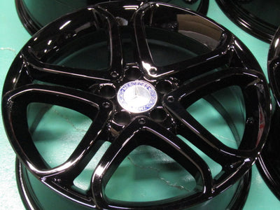 現品特価品・Eクラス・W212・Cクラス・W205【ホイール】メルセデスベンツ　C207　Eクラスクーペ純正　グロスブラック【タイヤ】ピレリ　ウインターアイスアシンメトリコPlus　ランフラット（港北店）