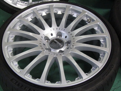 1台限定品・メルセデスベンツ・Cクラス・W205・W206・S205・S206【ホイール】カールソン　1/16GT　LSエディション【タイヤ】ミシュラン　パイロットスポーツ4S（港北店）