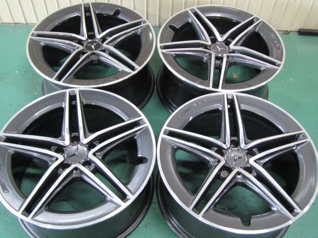 希少な冬商品・CLAクラス・CLA45AMG・CLA45SAMG・Aクラス・A45AMG・A45SAMG【ホイール】メルセデスベンツ　C118　CLAクラス　CLA45SAMG純正【タイヤ】ヨコハマ　アイスガードIG80（保土ヶ谷本店）