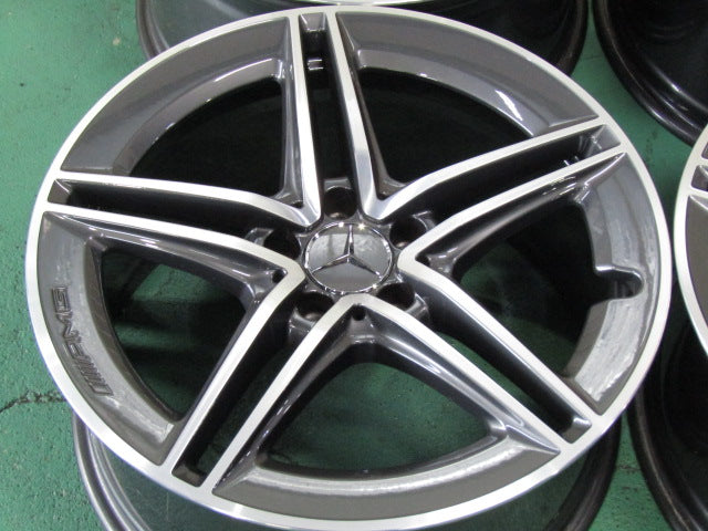 希少で綺麗品・CLAクラス・CLA45AMG・CLA45SAMG・Aクラス・A45AMG・A45SAMG【ホイール】メルセデスベンツ　C118　CLAクラス　CLA45SAMG純正【タイヤ】ミシュラン　パイロットスポーツ4S（保土ヶ谷本店）