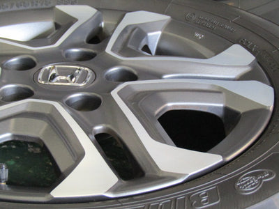 ホンダ・フリード・新車外し【ホイール】ホンダ　GB系　フリード+　クロスター純正　新車外し品【タイヤ】ヨコハマ　ブルーアース　E50（港北店）